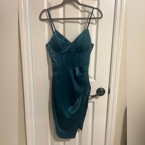 Satin Form Fitting Emer Green Mid Thigh Dress. Worn Once for My Birthday